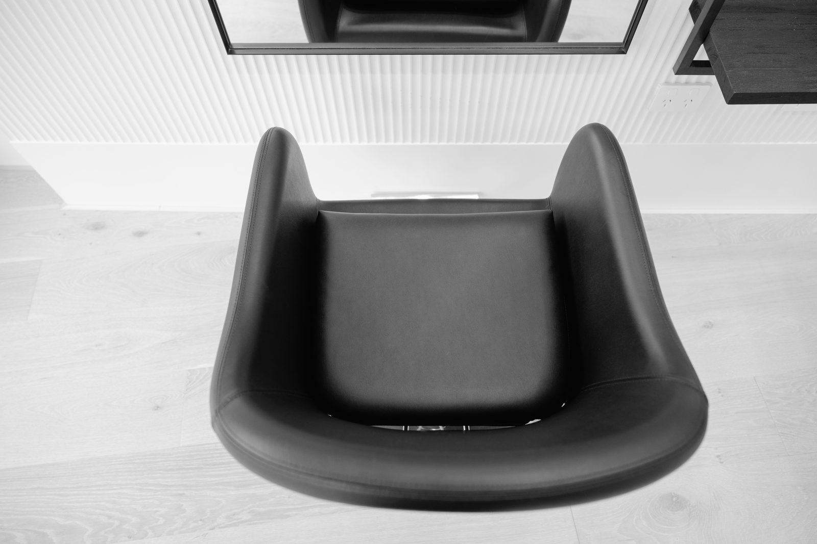 Axis Salon detail